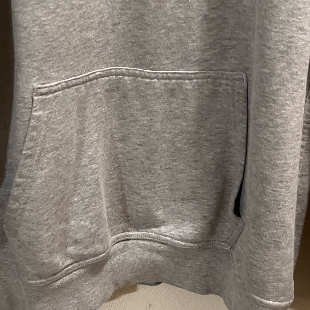 North Face Men’s Gray Hoodie with Black Logo. Men’s Large - Picture 5 of 8